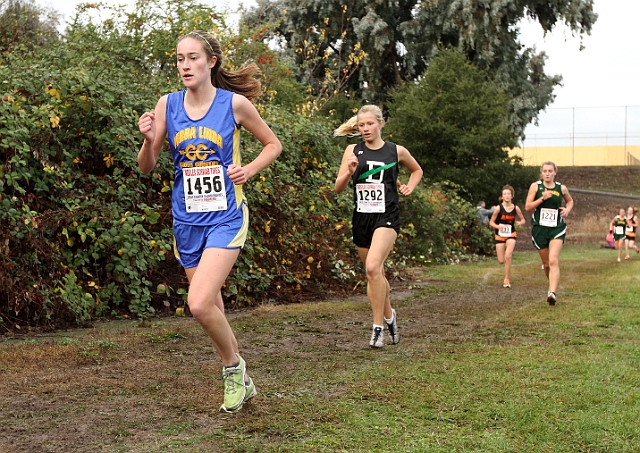 2010NCSXC GD4-895.JPG - 2010 North Coast Section Cross Country Championships, Hayward High School, Hayward, California